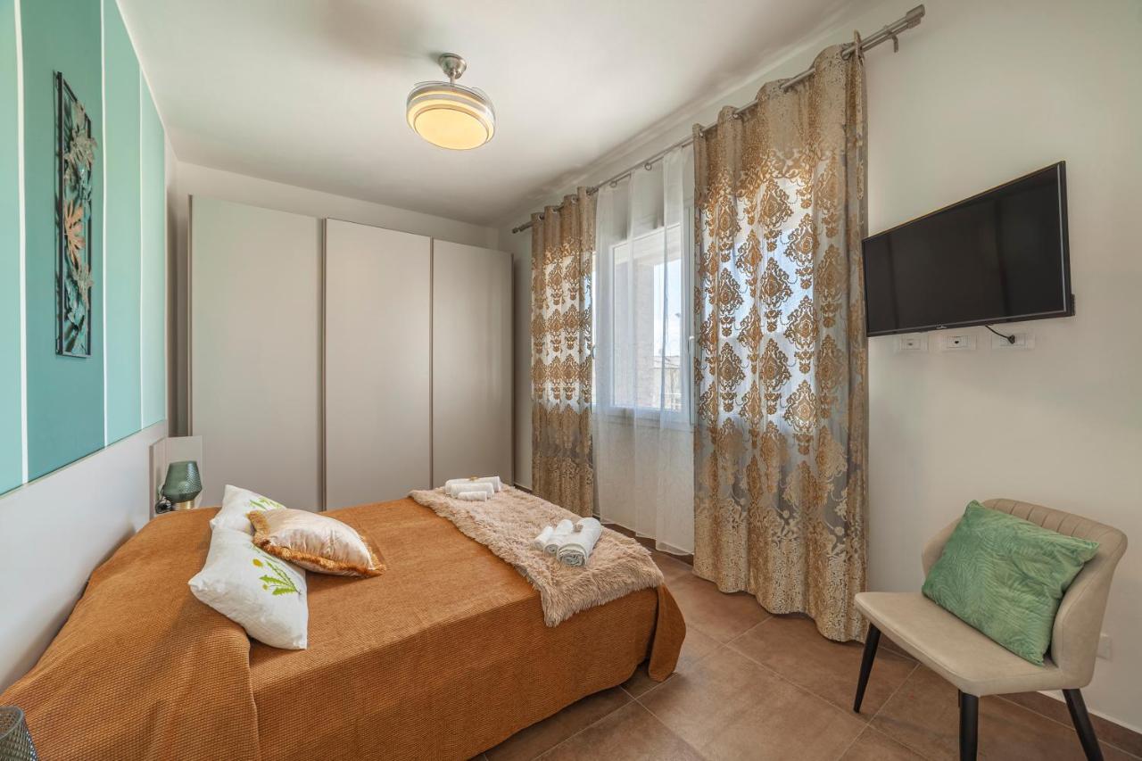 Prima Dell'Elba Family Apartments Piombino Exteriör bild