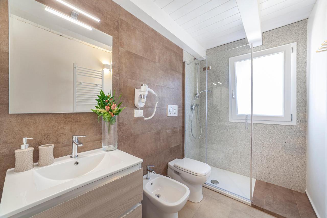Prima Dell'Elba Family Apartments Piombino Exteriör bild