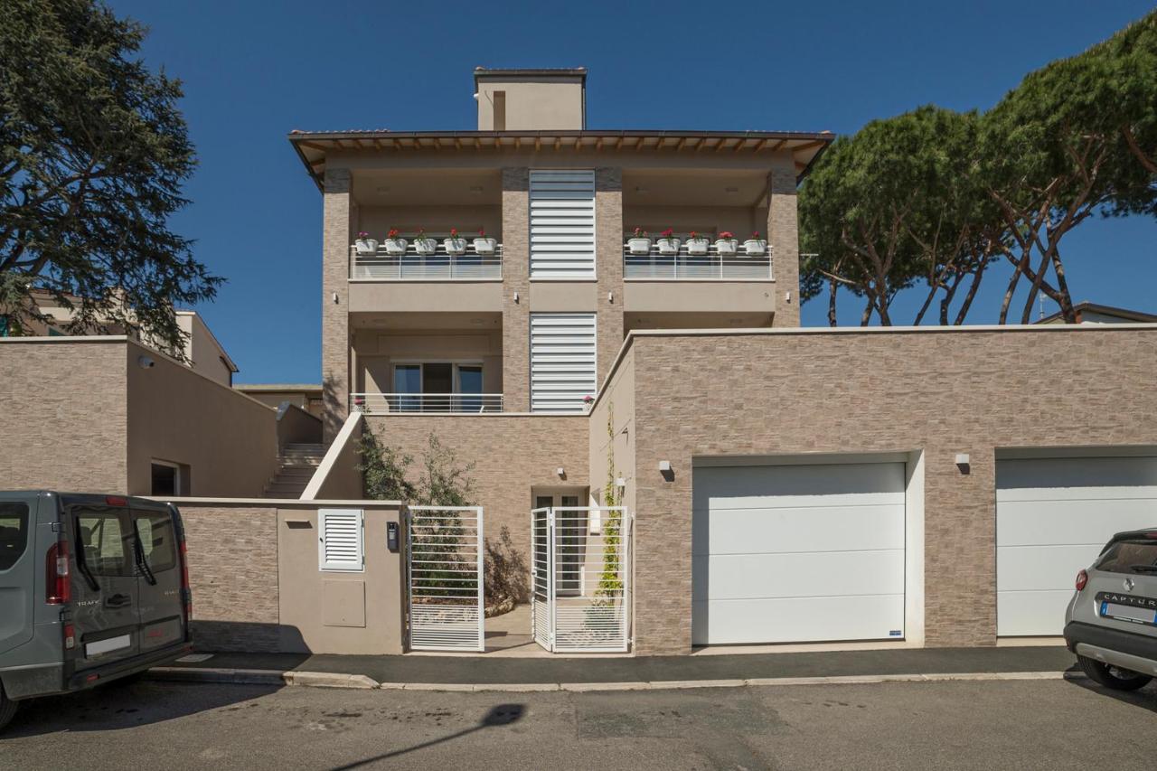 Prima Dell'Elba Family Apartments Piombino Exteriör bild