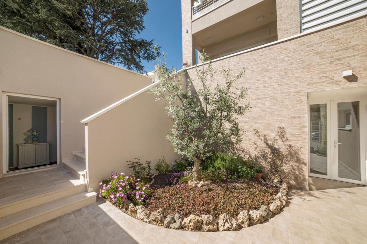 Prima Dell'Elba Family Apartments Piombino Exteriör bild